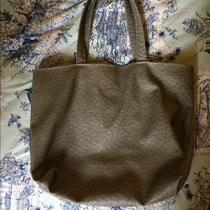 Leni Penn Vegan leather tote